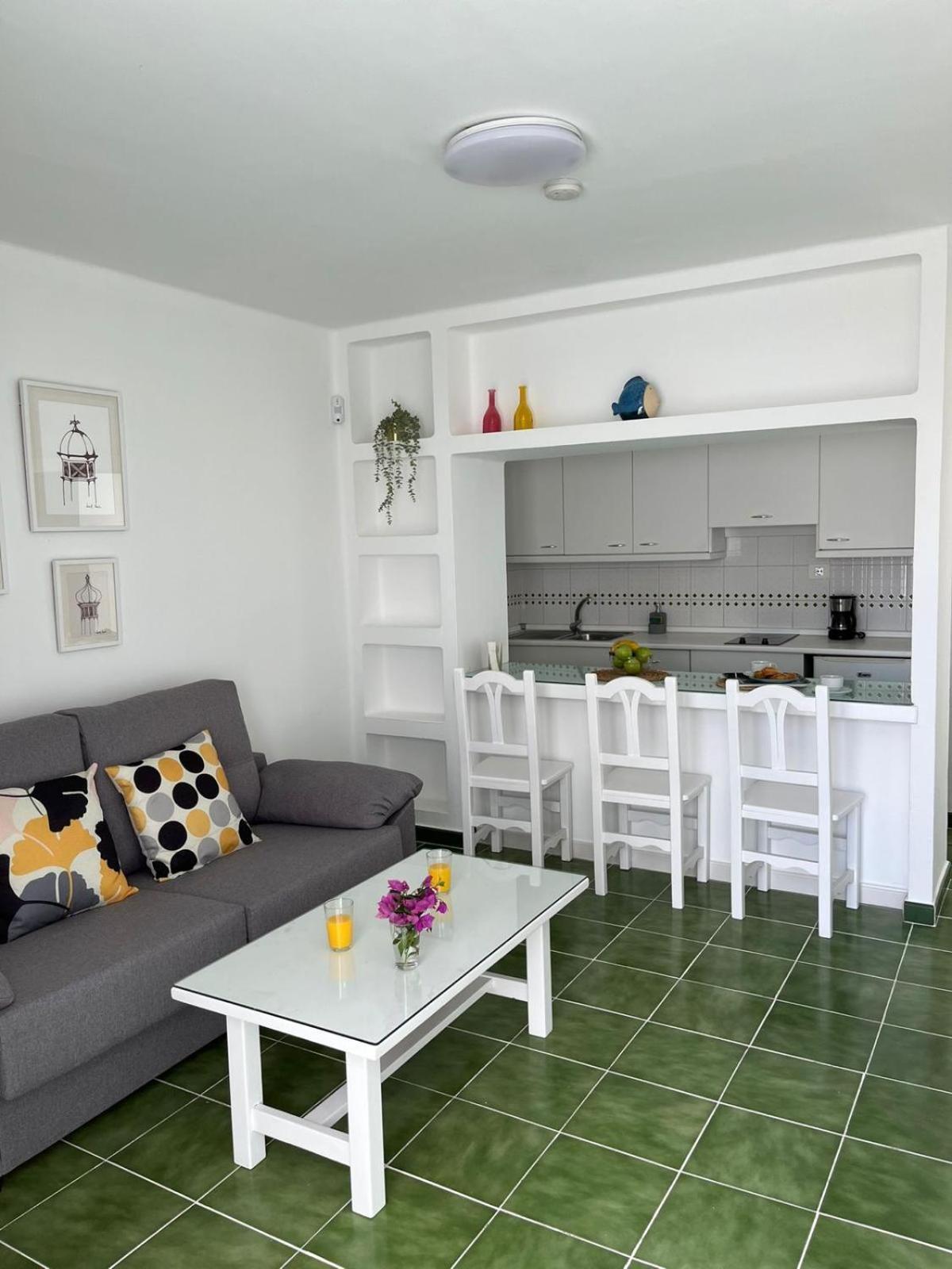 Bungalow Buganvilla Tías Exteriér fotografie